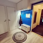 Upea Rivitalon Päätyhuoneisto Huoneisto Rovaniemi