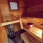 Upea Rivitalon Päätyhuoneisto Huoneisto *